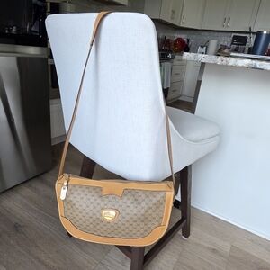 CLEAN Gucci Vintage Monogram Logo GG Shoulder Bag Crossbody Purse